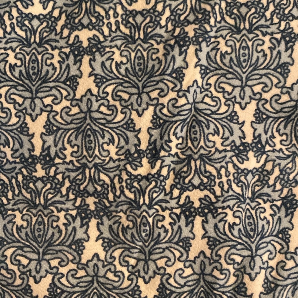 Lularo - Picture 2 of 3